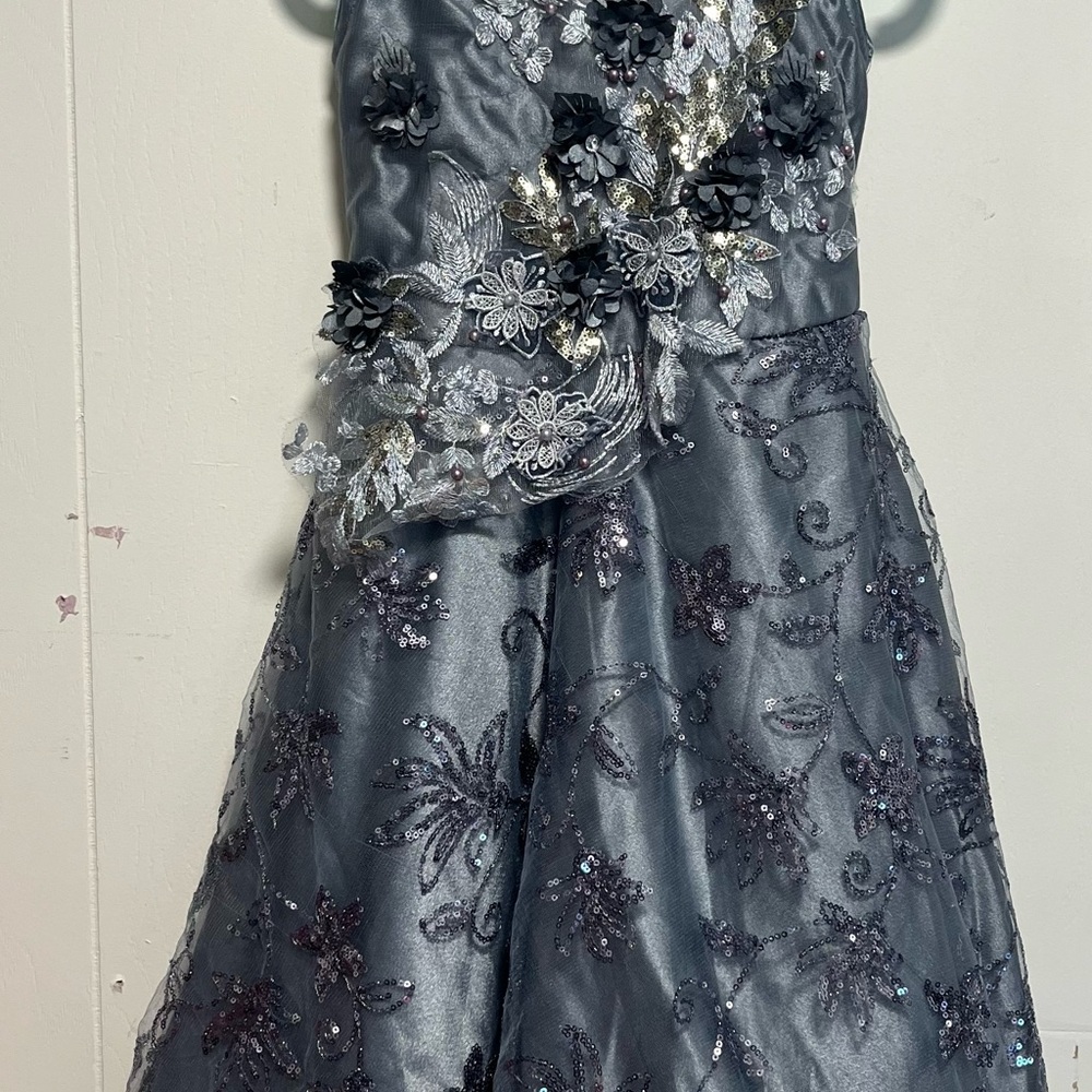 Elegant Gray Floral Kids Dress